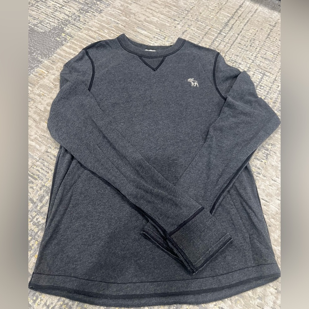 Men’s  Abercrombie long sleeves shirt / T shirt